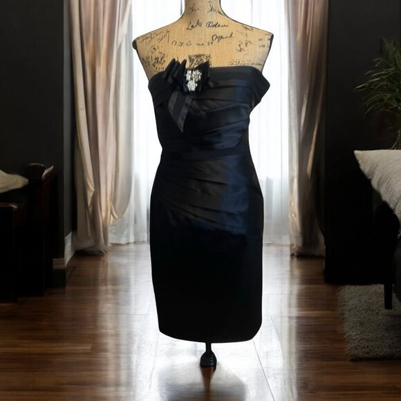 WHBM Black Strapless Sheath Special Occasion Cocktail Dress Size 2 - Picture 1 of 10